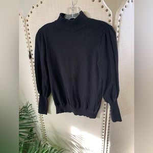 Vero Moda black puff sleeve turtleneck size medium good condition